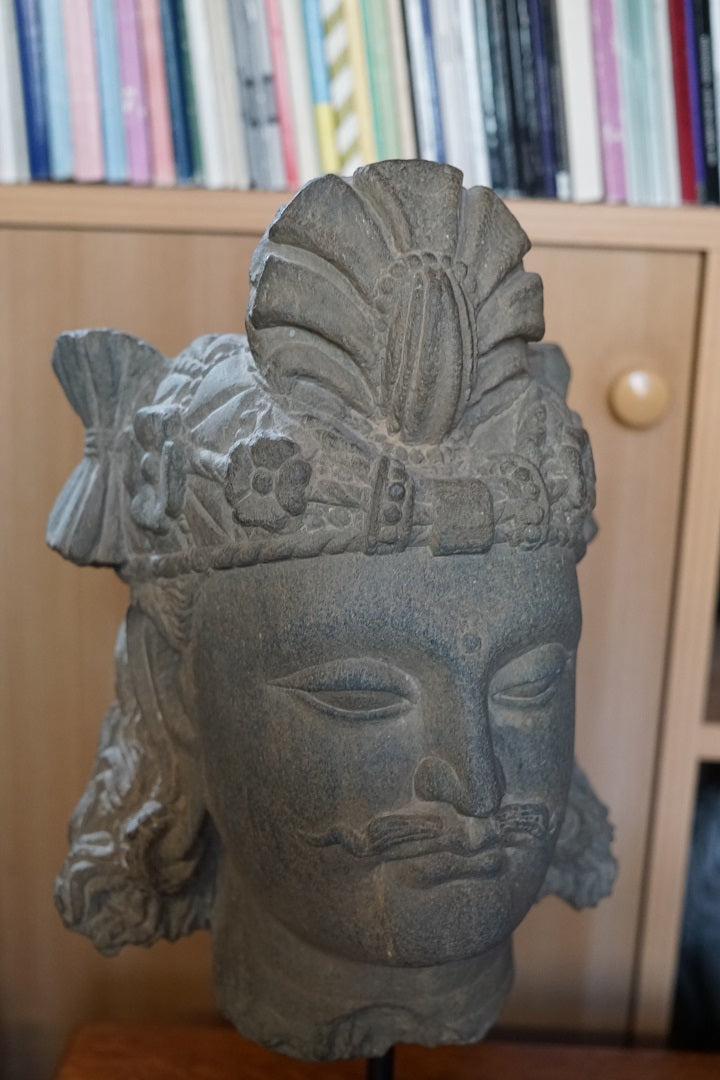 gray schist head of bodhisattva head of bodhisattva gandhara head kushan period schist head of bodhisattva kushana period 10