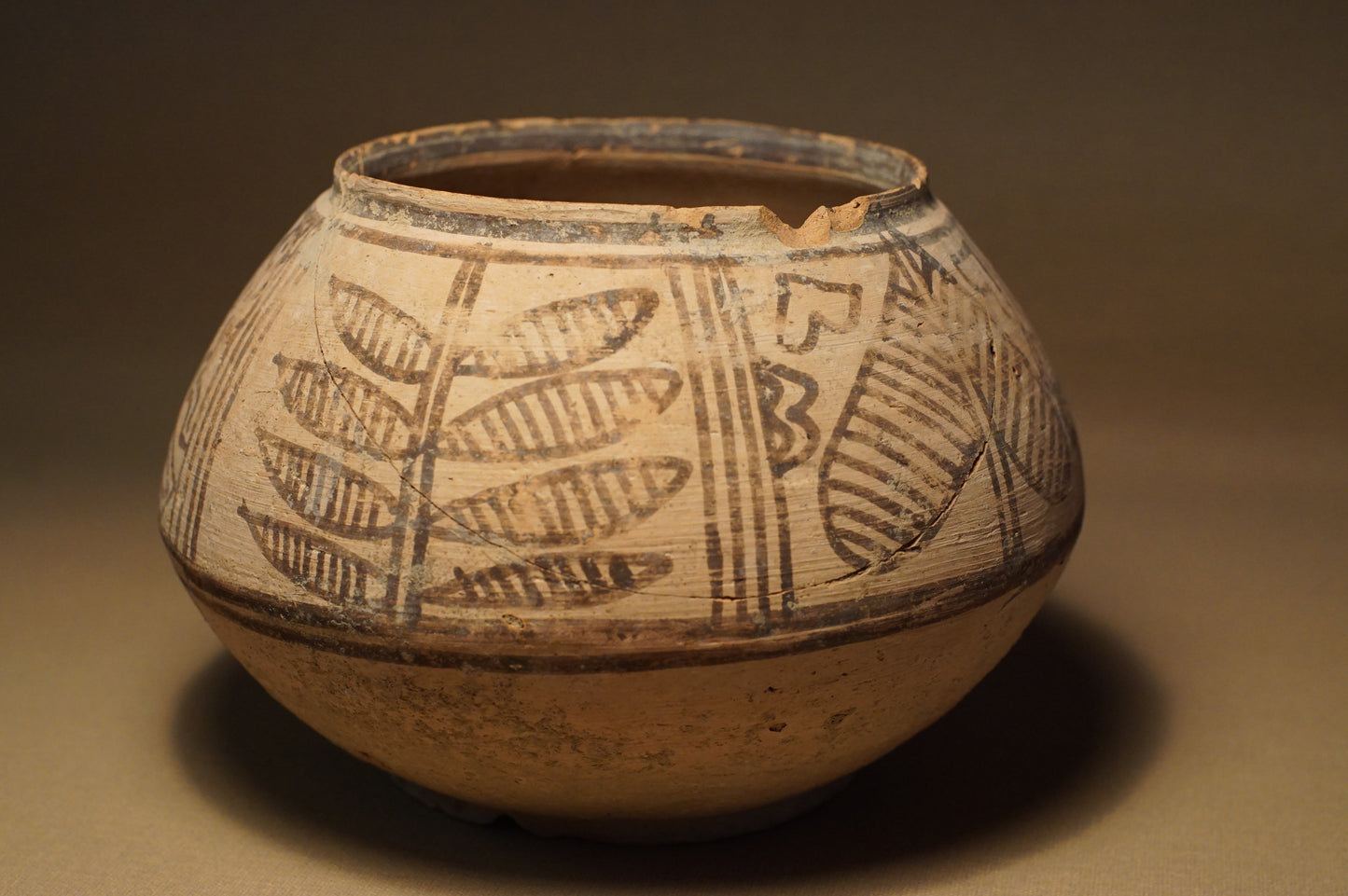 Indus Valley Ancient Terracotta Pot/Vessel 2500-3300 B.C